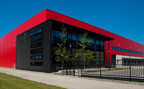 Q235 Q235B Q345 Metal duvar kaplamaları ile prefabrik Endüstriyel Çelik Bina İnşaatı
