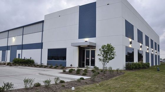Q235B Çiğ çelik malzemesi Çok katlı çelik bina Boyalı / galvanizli yüzey