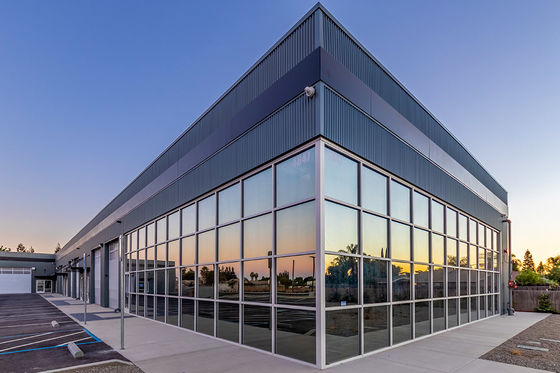 Uçak çelik yapısı hangarı Deprem karşıtı prefabrik metal depo binası