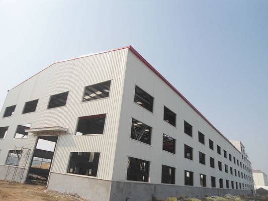 Yüksek dayanıklılıklı metal yapısal çerçeve özel tasarımlı prefabrik çelik binalar