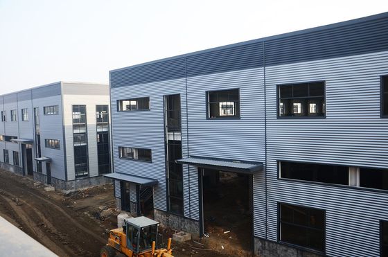 Özel Prefabrik Depo Yüksek Mukavemetli Cıvatalarla Bağlantılı Prefabrik Çelik Yapı Deposu